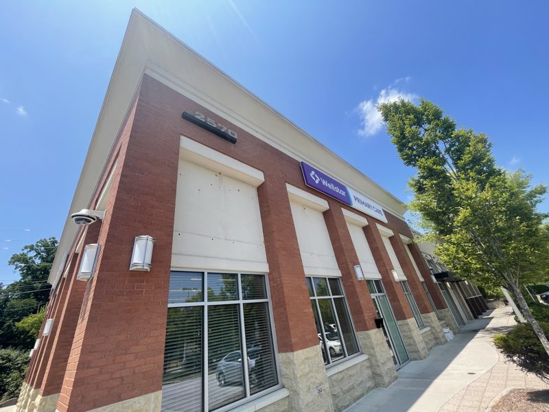 Storefront walkway and elevation on a multi tenant commercial property