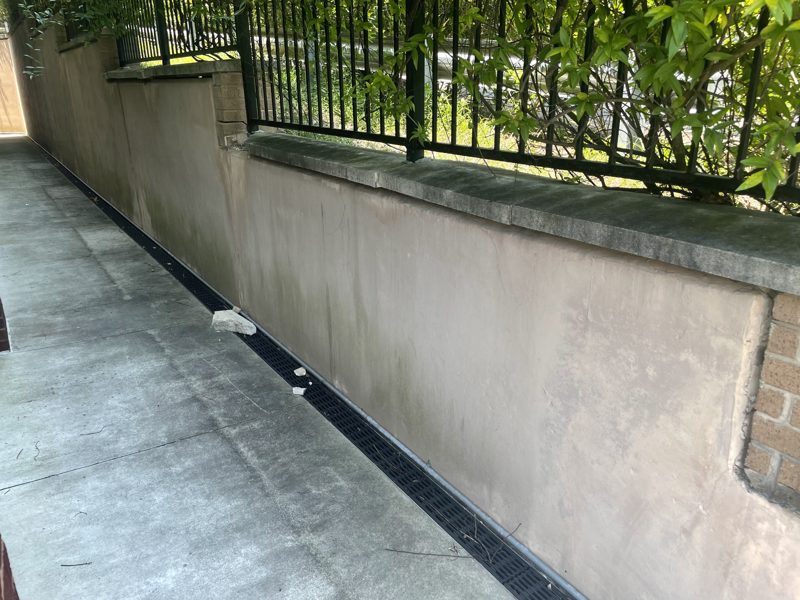 Storefront walkway and elevation on a multi tenant commercial property