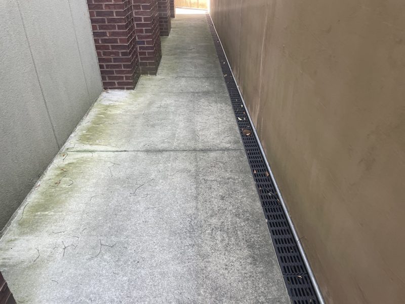 Storefront walkway and elevation on a multi tenant commercial property